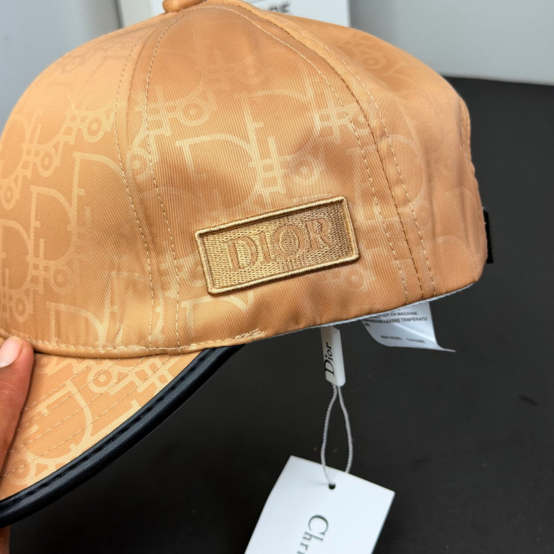 DIOR premium cap