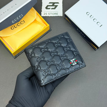 GUCCI men’s short wallet