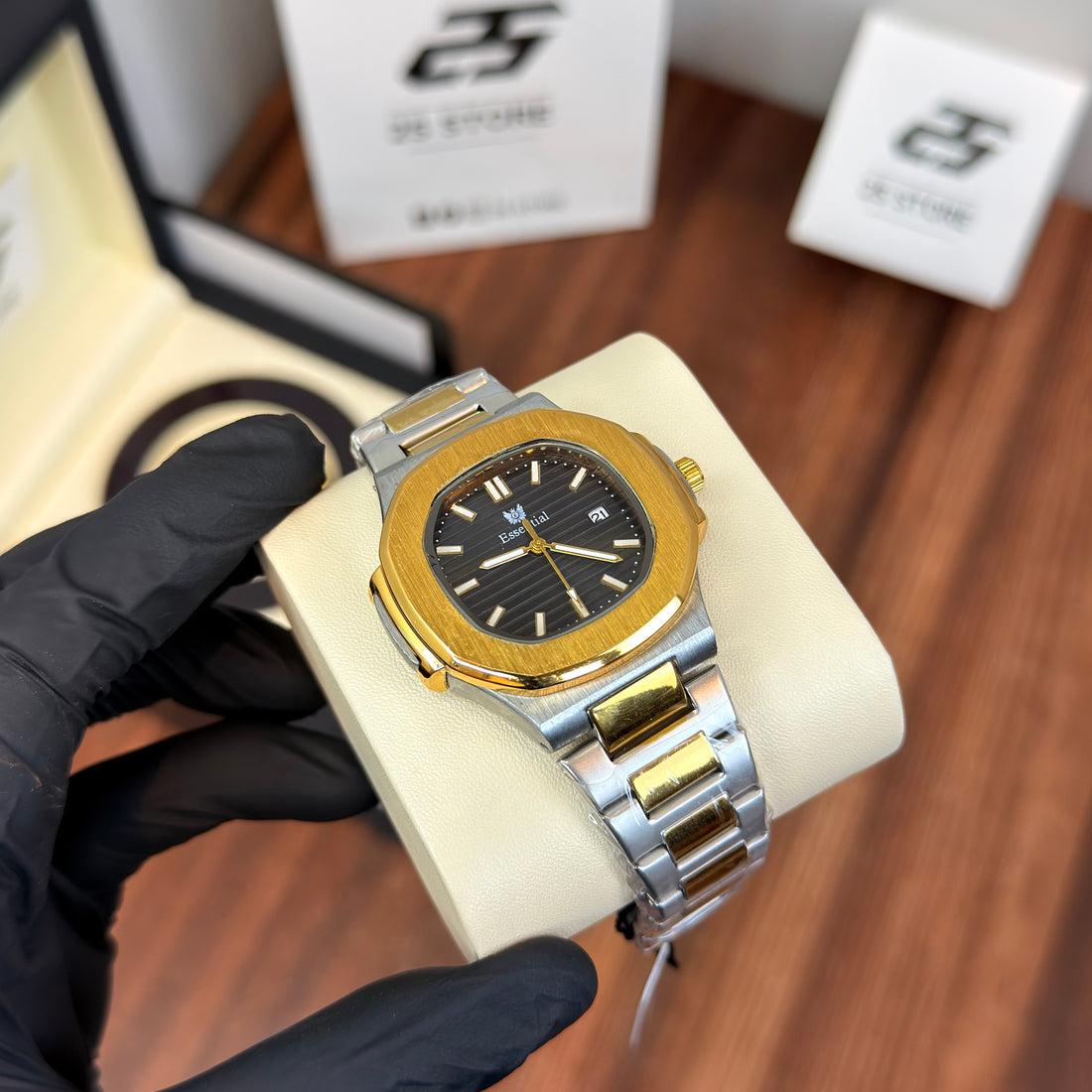 Essential Patek Style