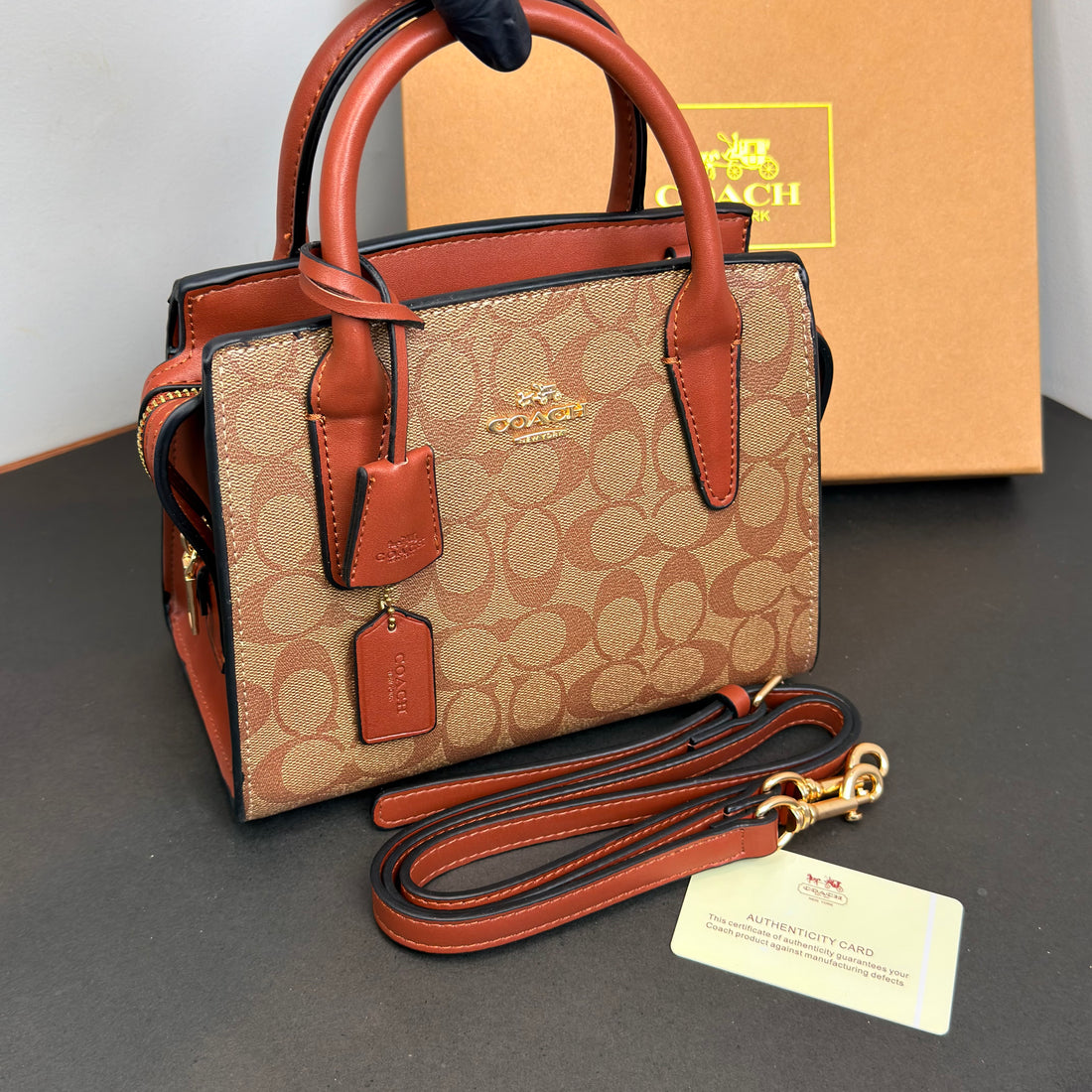 COACH premium Quality hand bag
