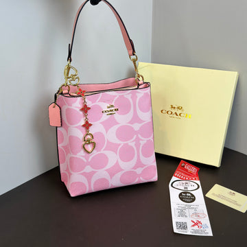 COACH Mollie premium  quality Bucket bag